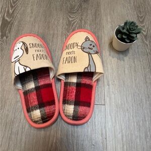 Peanuts Snoopy x Faron House Slipper Shoes